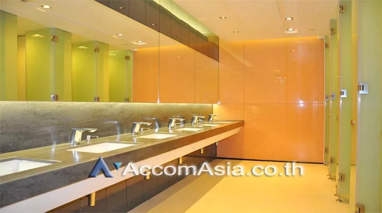 12  Office Space For Rent in Sathorn ,Bangkok BTS Chong Nonsi at AIA Sathorn Tower AA12010
